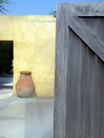 Photo - Courtyard - IMG_6215