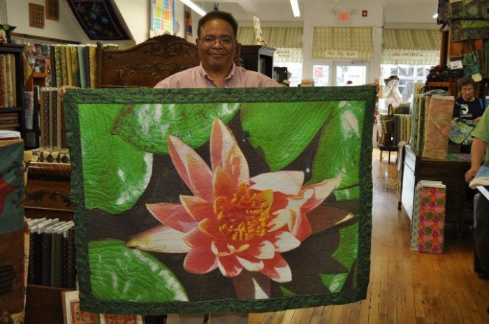 Web 2012 - Lew+Water Lily Quilt at Old City Quilts